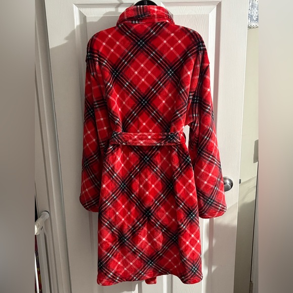 NWOT PINK Victoria’s Secret red plaid fluffy robe, Size XL/XXL - Picture 4 of 15